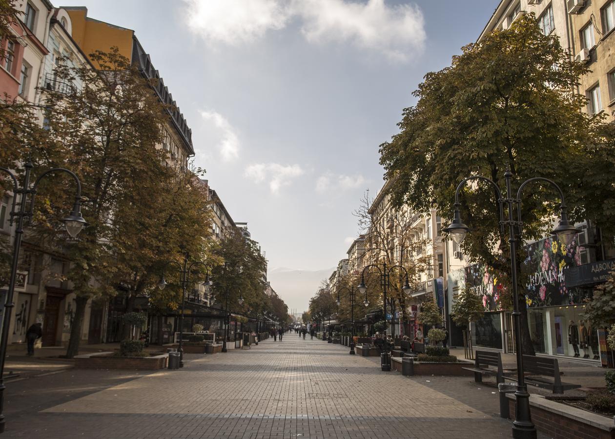 Gramophone Sofia Downtown Apartment Екстериор снимка